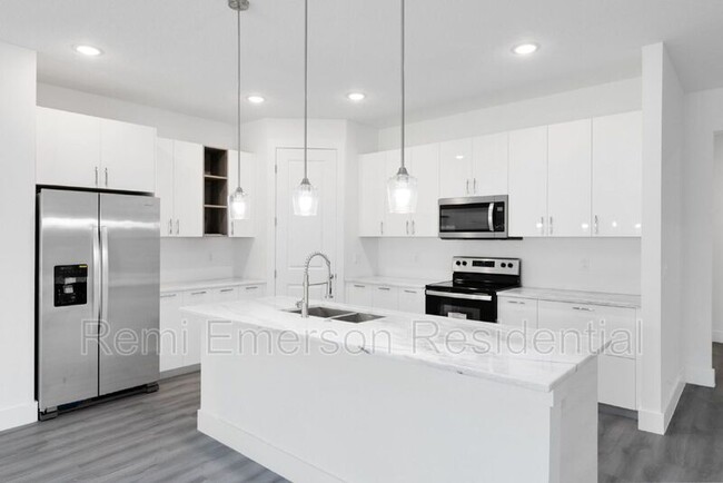 Foto del edificio - 2668 Trafalgar Blvd