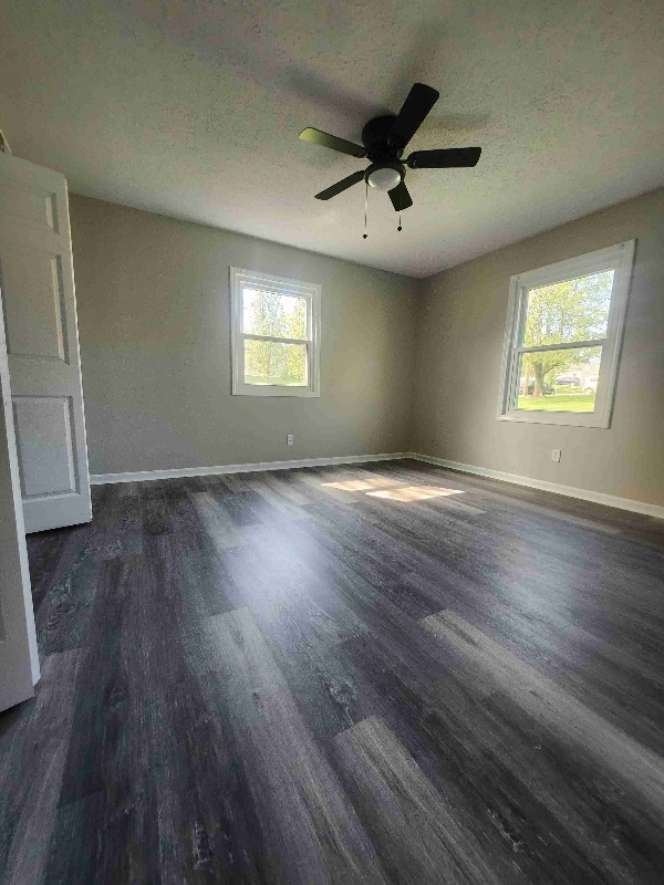 Building Photo - 1714 Autumn Dr