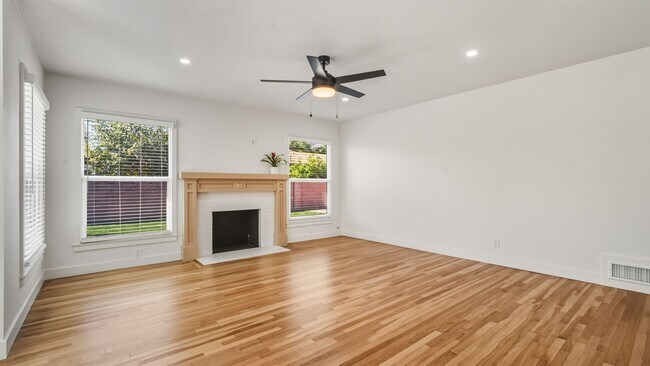 Foto del edificio - Beautifully Updated 3 bedroom Anaheim home!