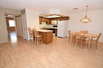 Building Photo - 2717 Beaver Creek Ct