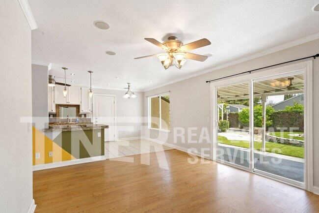 Foto del edificio - 5021 Priscilla Ln