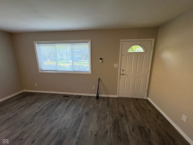 Foto del edificio - 8138 E 34th St