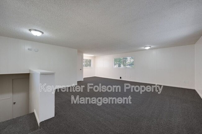 Foto del edificio - 211 Sandy Ct