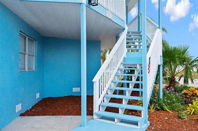 Foto del edificio - 13521 Stacey Dr