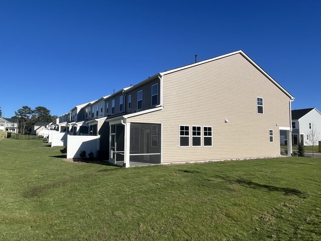 Building Photo - 6032 Grey Colt Wy