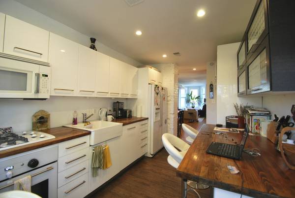 Building Photo - 1506 1st St NW