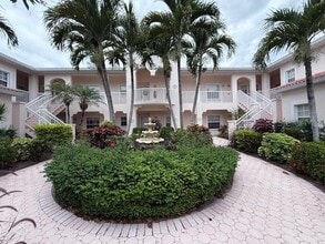 Building Photo - 4220 Central Sarasota Pkwy