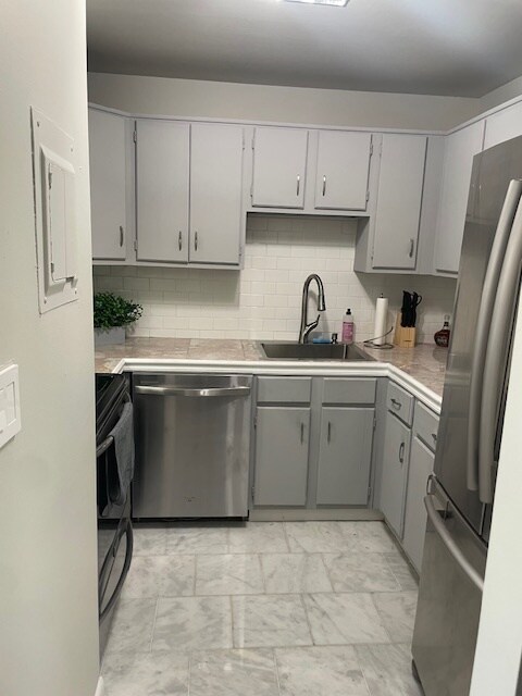 Foto principal - 10 W Blackwell St