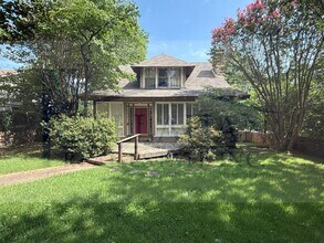 Building Photo - 5422 Hawthorne Rd