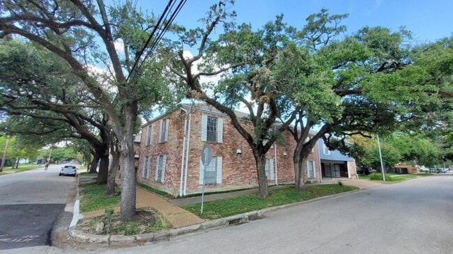 Building Photo - 3611 Stanford St