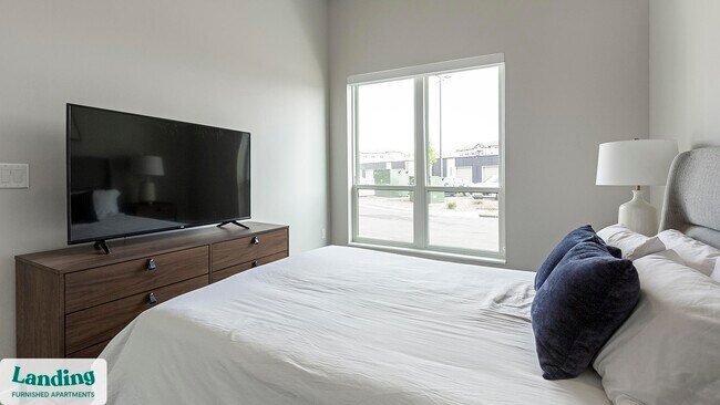 Building Photo - 1600 NW 38th St