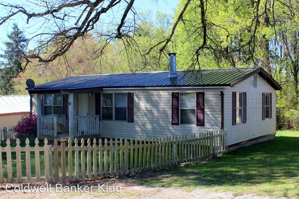 Primary Photo - 156 Jackson Loop Rd