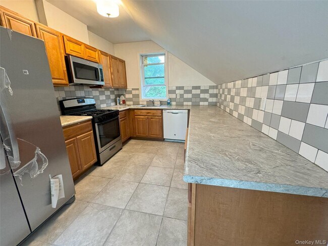 Foto del edificio - 116 Williams Ave