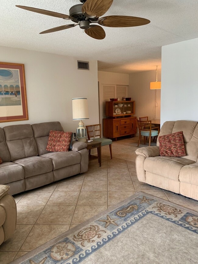 Photo - 2950 Clark Rd Townhome