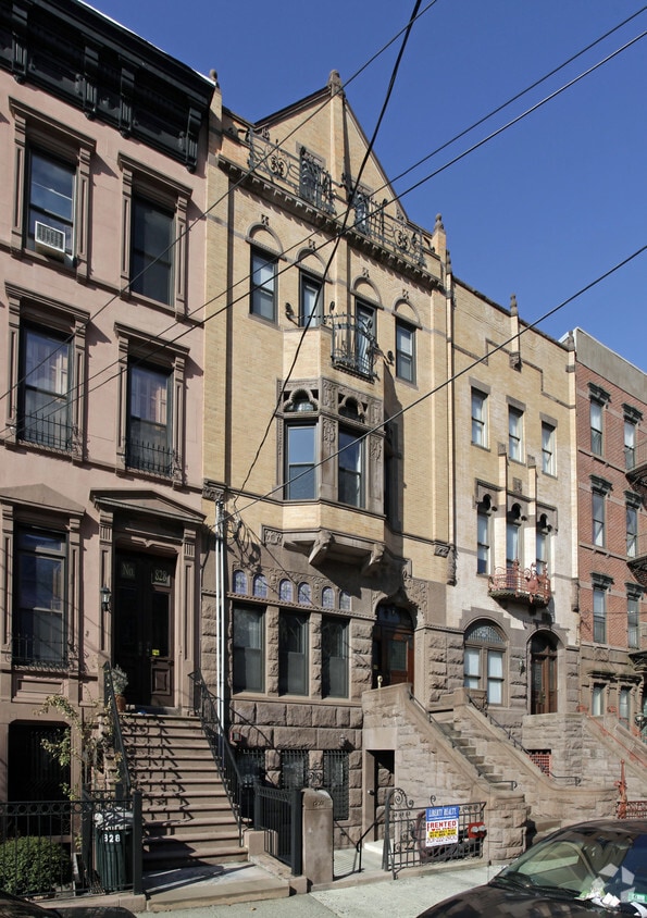 Primary Photo - 830 Hudson St