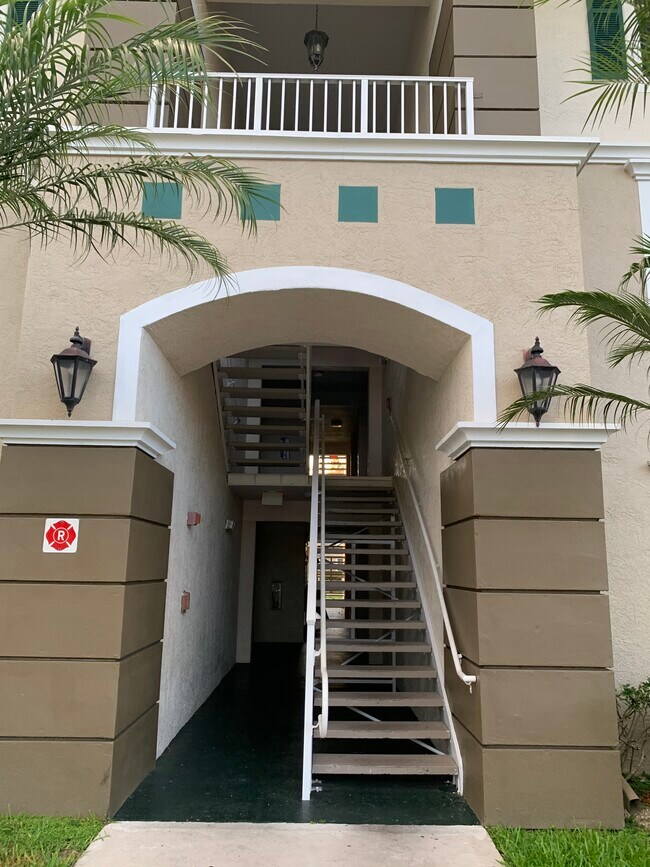 Foto del edificio - 11655 W Atlantic Blvd