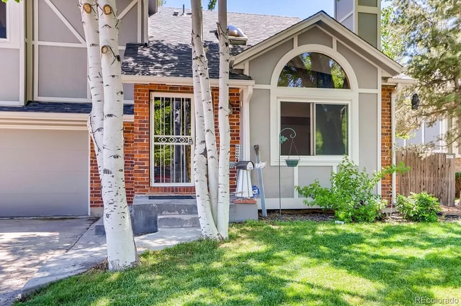 Photo - 1152 Aberdeen Dr House