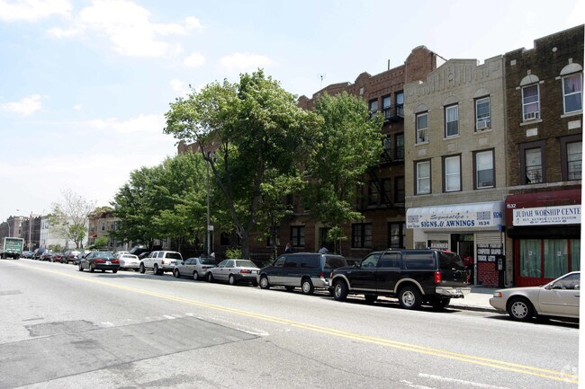 Building Photo - 1536 Saint Johns Pl