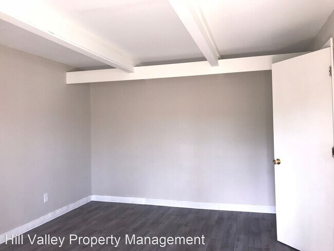 Building Photo - 9 Blakely Ave