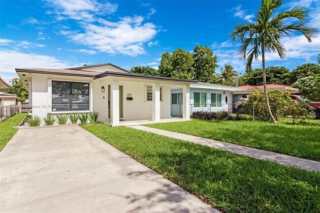 Foto del edificio - 370 NW 61st Ave