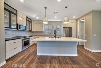 Building Photo - 27658 Rockcrest Rd