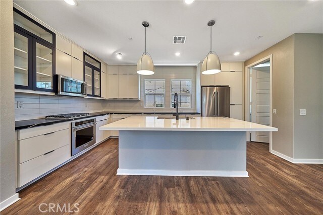Foto principal - 27658 Rockcrest Rd