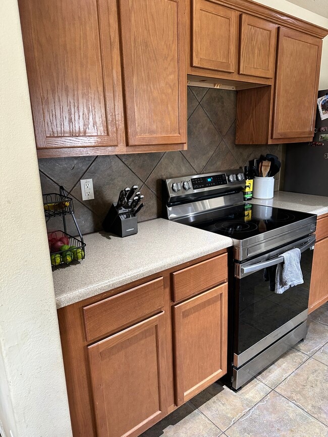 Building Photo - 11719 Wayward Daisy