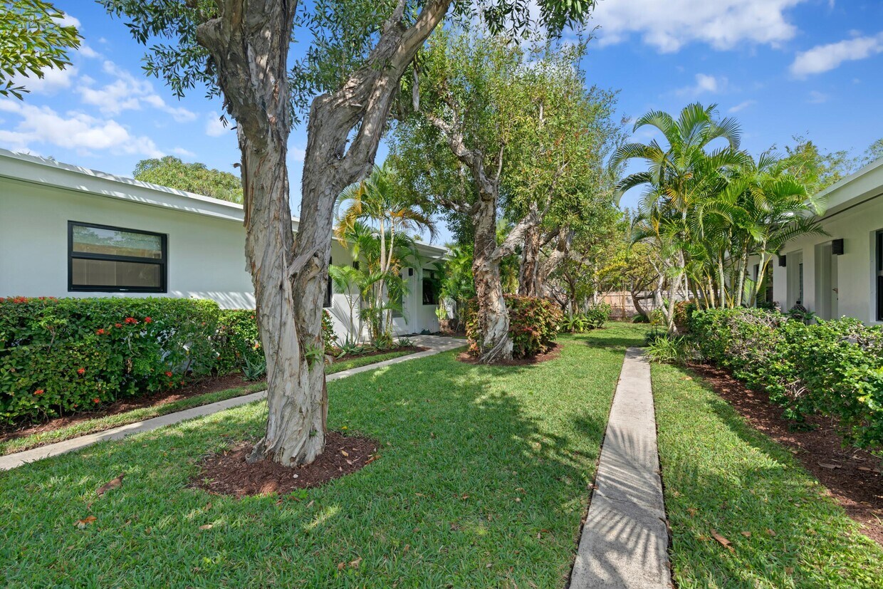 Foto principal - 237 NE 10th St