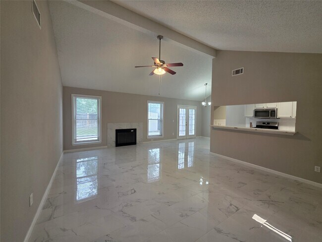 Foto del edificio - 3127 E Heatherock Cir