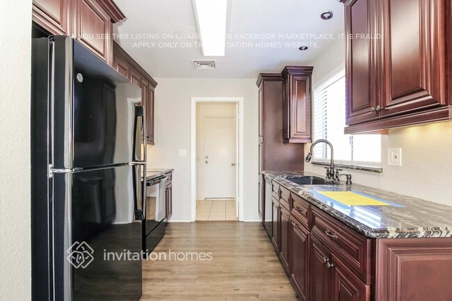 Foto del edificio - 10115 W Sells Dr