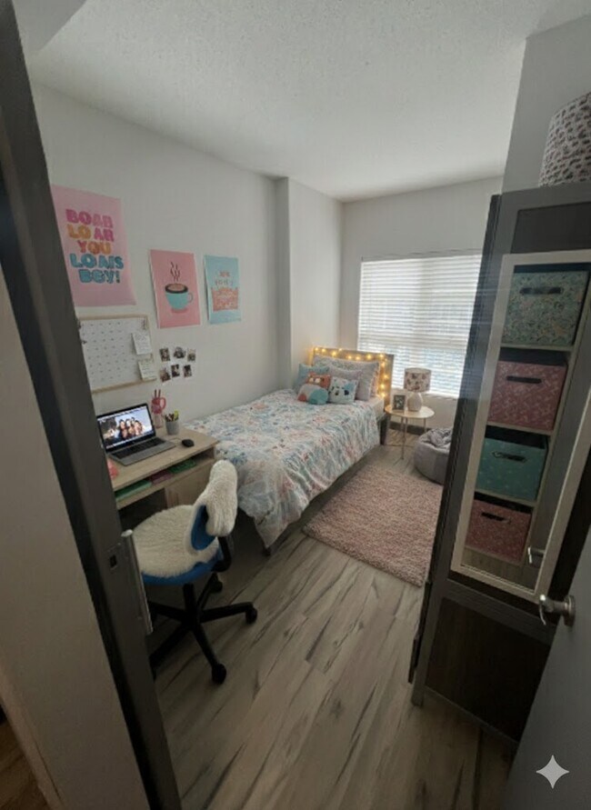 Photo du bâtiment - 258B Sunview St