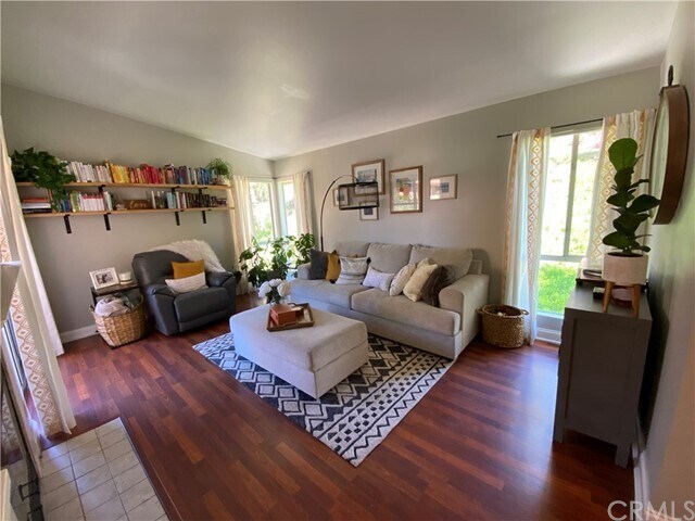 Foto del edificio - 5350 Silver Canyon Rd