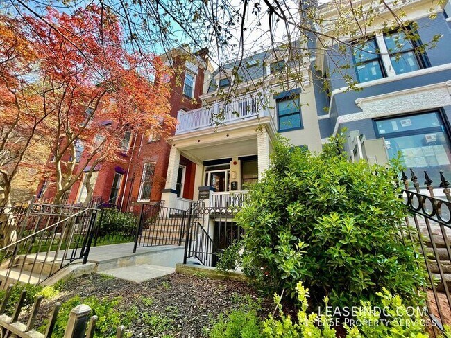 Foto del edificio - 1442 Harvard St NW