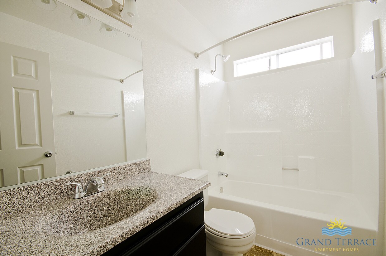 The Grand Terrace Apartments Apartments in Long Beach, CA Westside Rentals