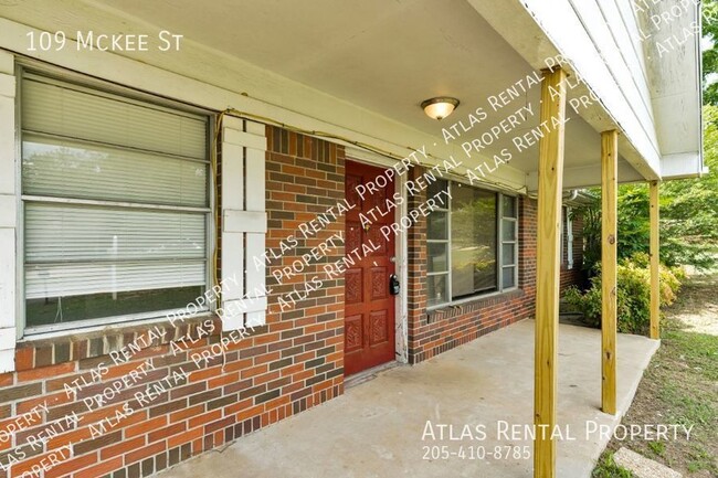 Building Photo - 109 Mckee St