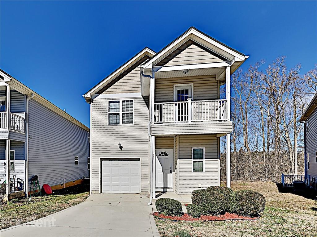 Primary Photo - 141 High Bluff Cir