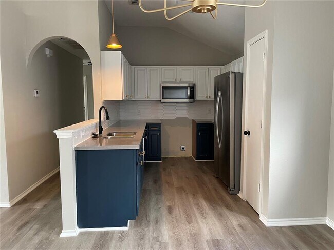 Building Photo - 1520 Gunnison Cove