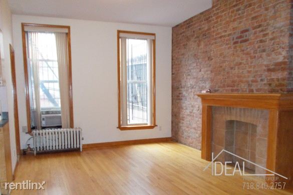 Primary Photo - 52 5th Ave