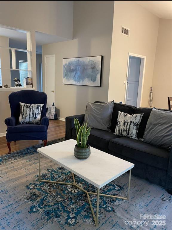 Foto del edificio - 11421 Kingfisher Dr