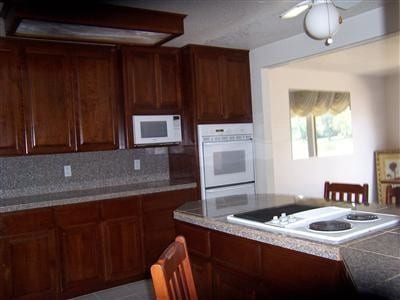 Building Photo - 7416 Del Cielo Way
