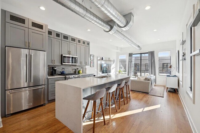 Foto del edificio - 262 Mack Ave