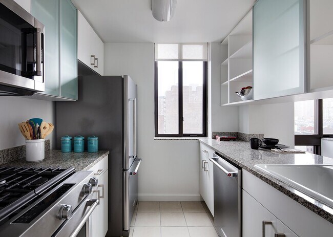 Foto del edificio - 500 W 56th St