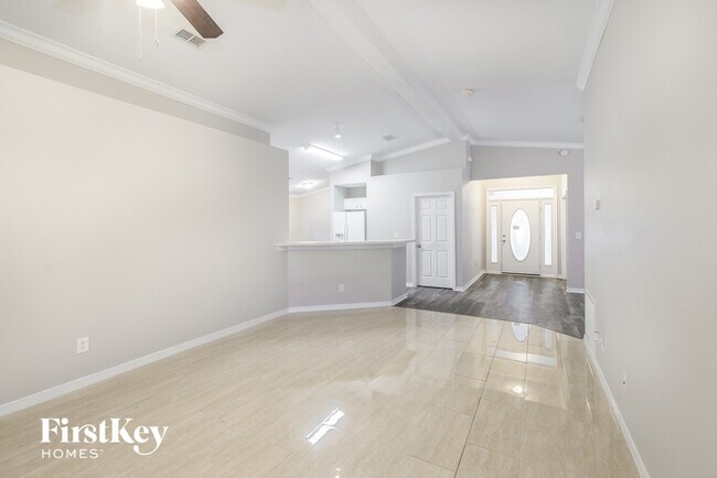 Building Photo - 7343 Ironside Dr W