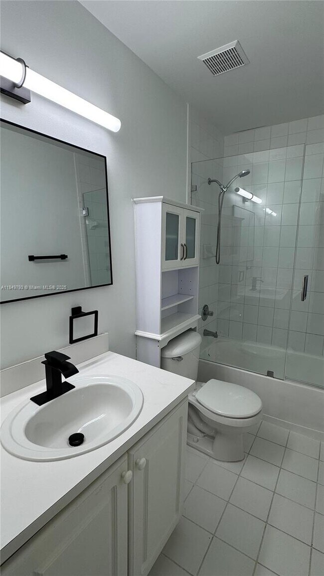 Foto del edificio - 1270 W 42nd St