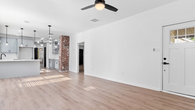 Foto del edificio - 3602 Carnes Ave