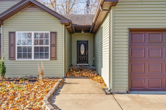 Foto del edificio - Pet Friendly Three Bedroom!