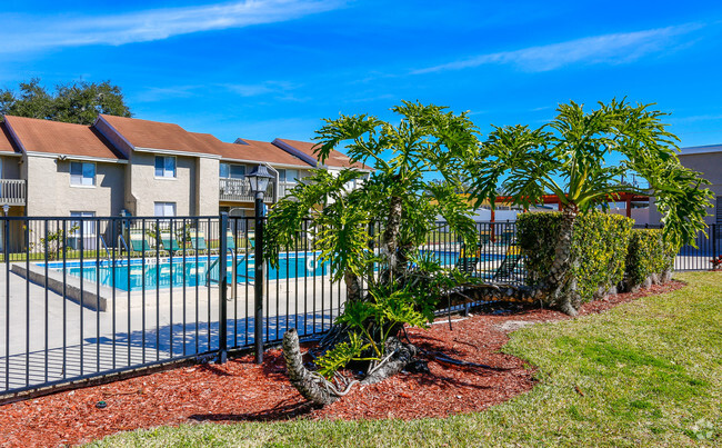 Peppertree Apartments Lakeland