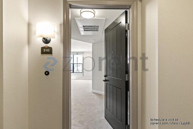 Building Photo - Unit 210