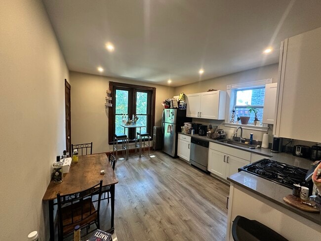 Building Photo - 174 Saint Alphonsus St