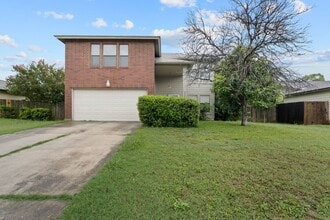 Building Photo - 9926 Trendwood